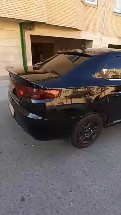 خودرو تارا، دنده‌ای آگهی ann_25208513
