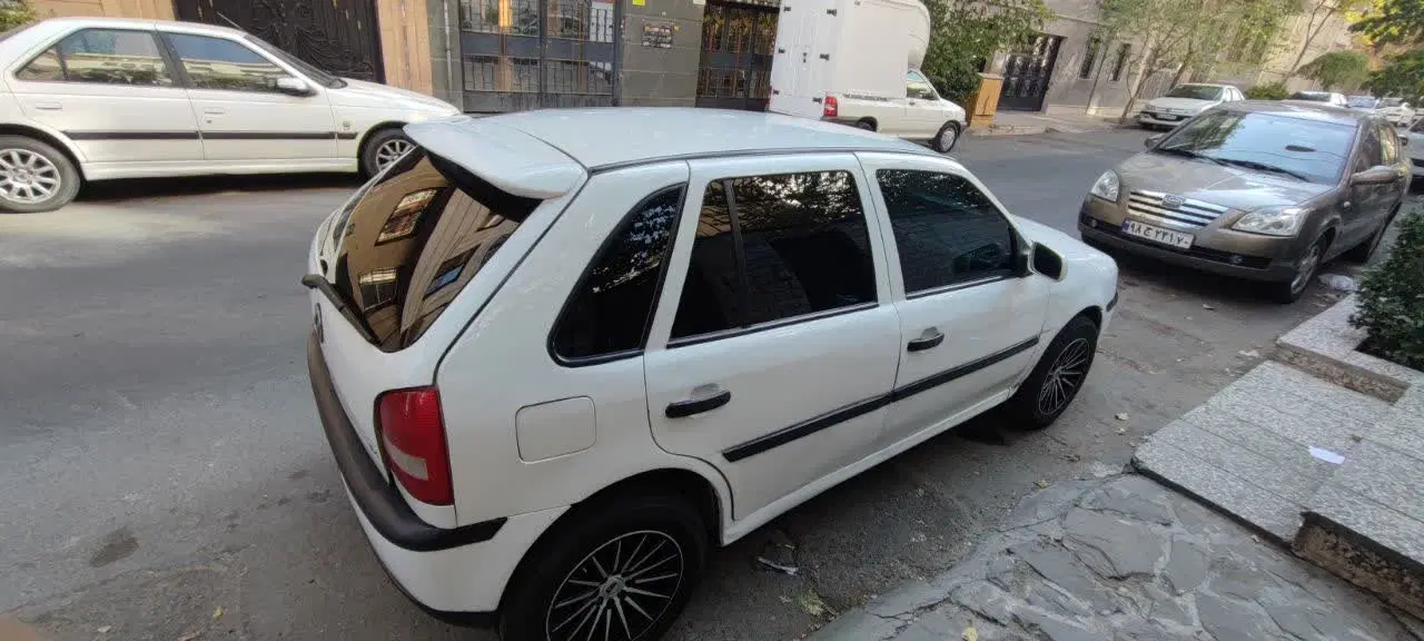 خودرو فولکس، گل آگهی ann_25260225