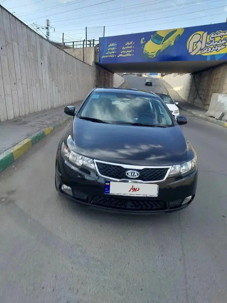 خودرو کیا، سراتو مونتاژ آگهی ann_25354659
