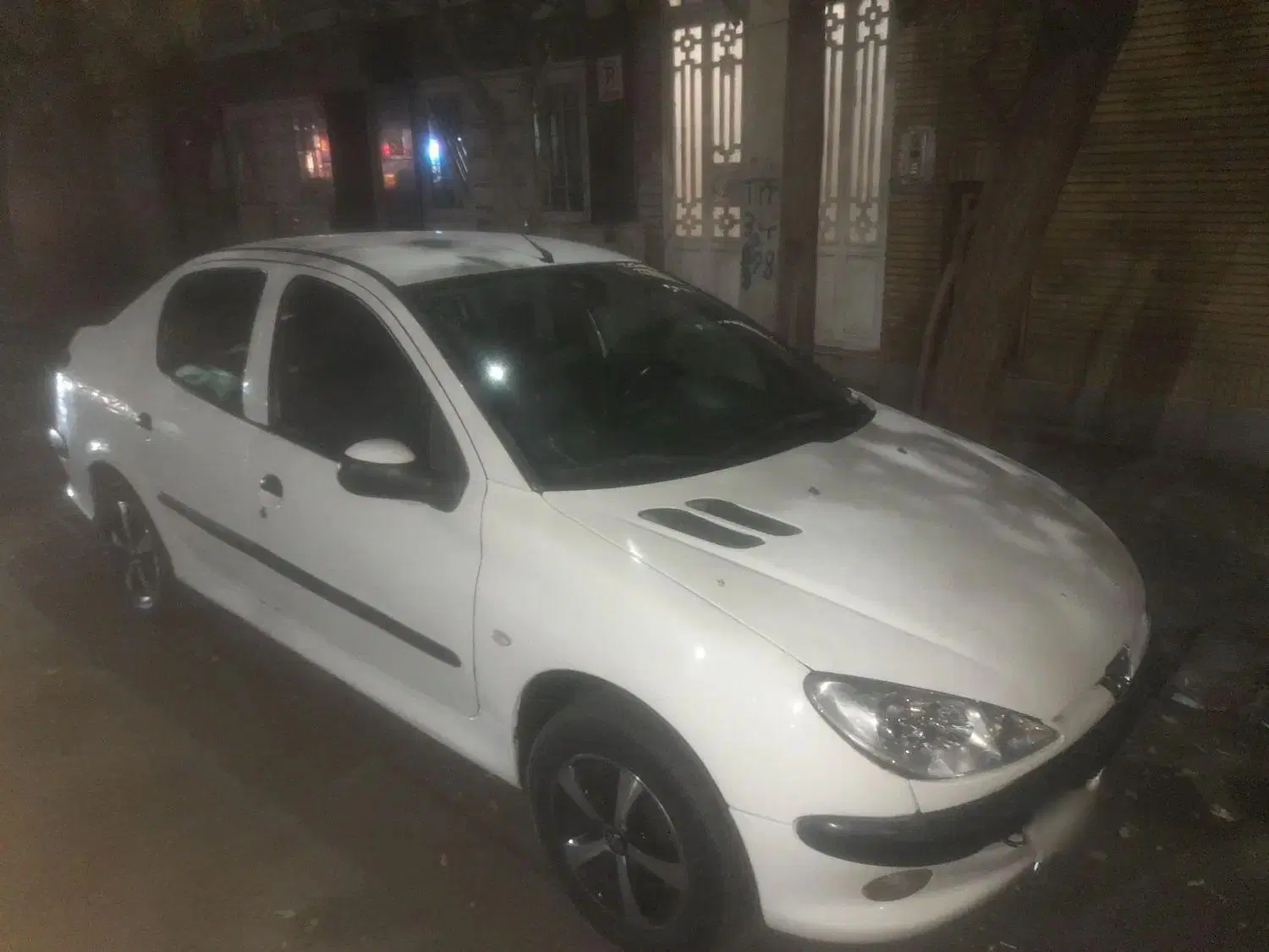 خودرو پژو، ۲۰۶ صندوق دار آگهی ann_25359549