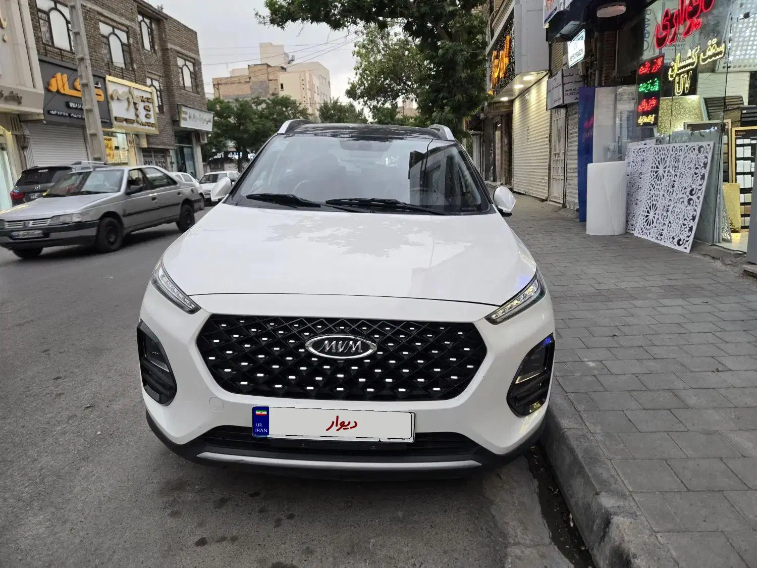 خودرو ام وی ام، X22 پرو آگهی ann_25360680