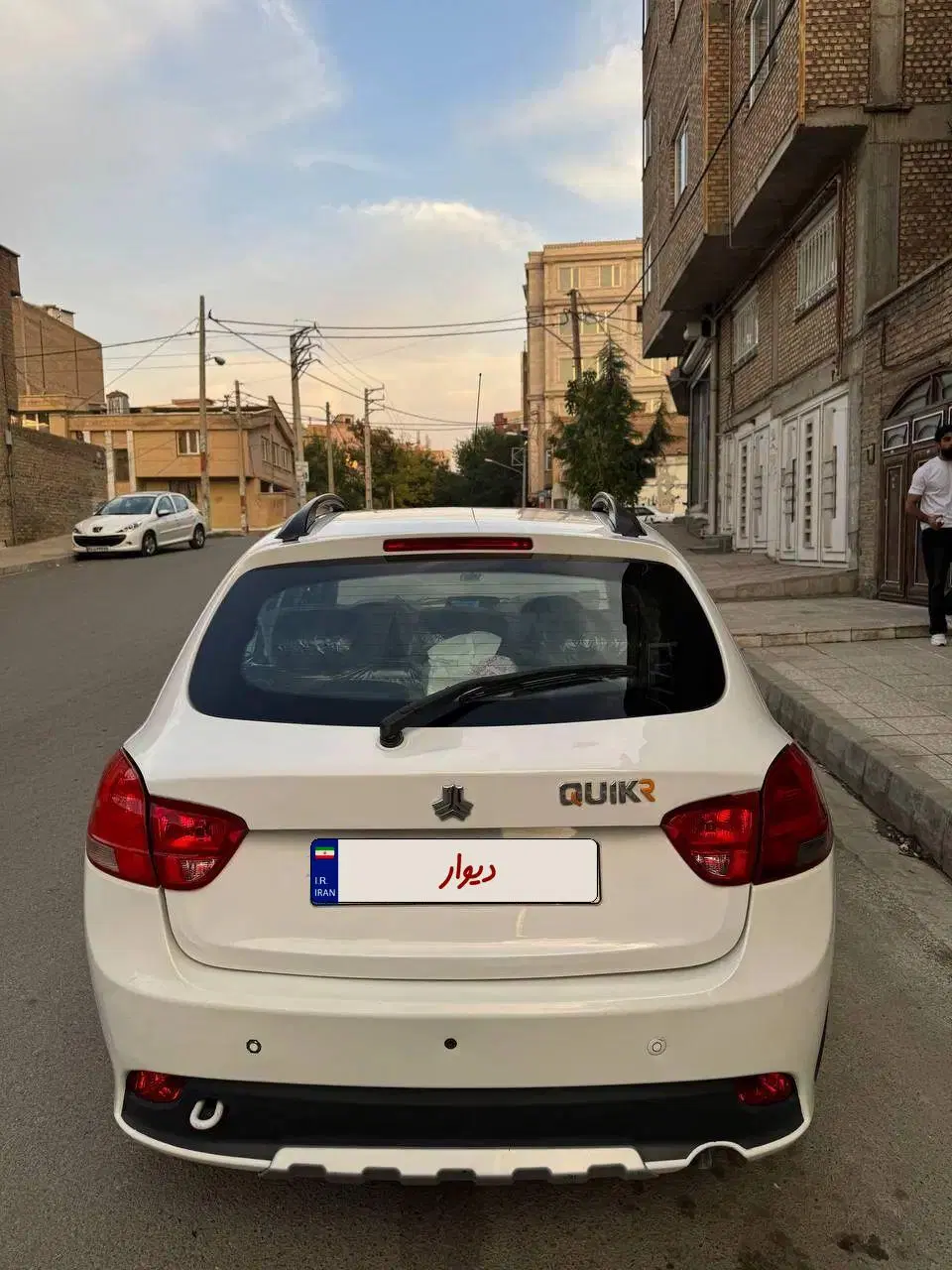 خودرو کوییک، معمولی آگهی ann_25360982