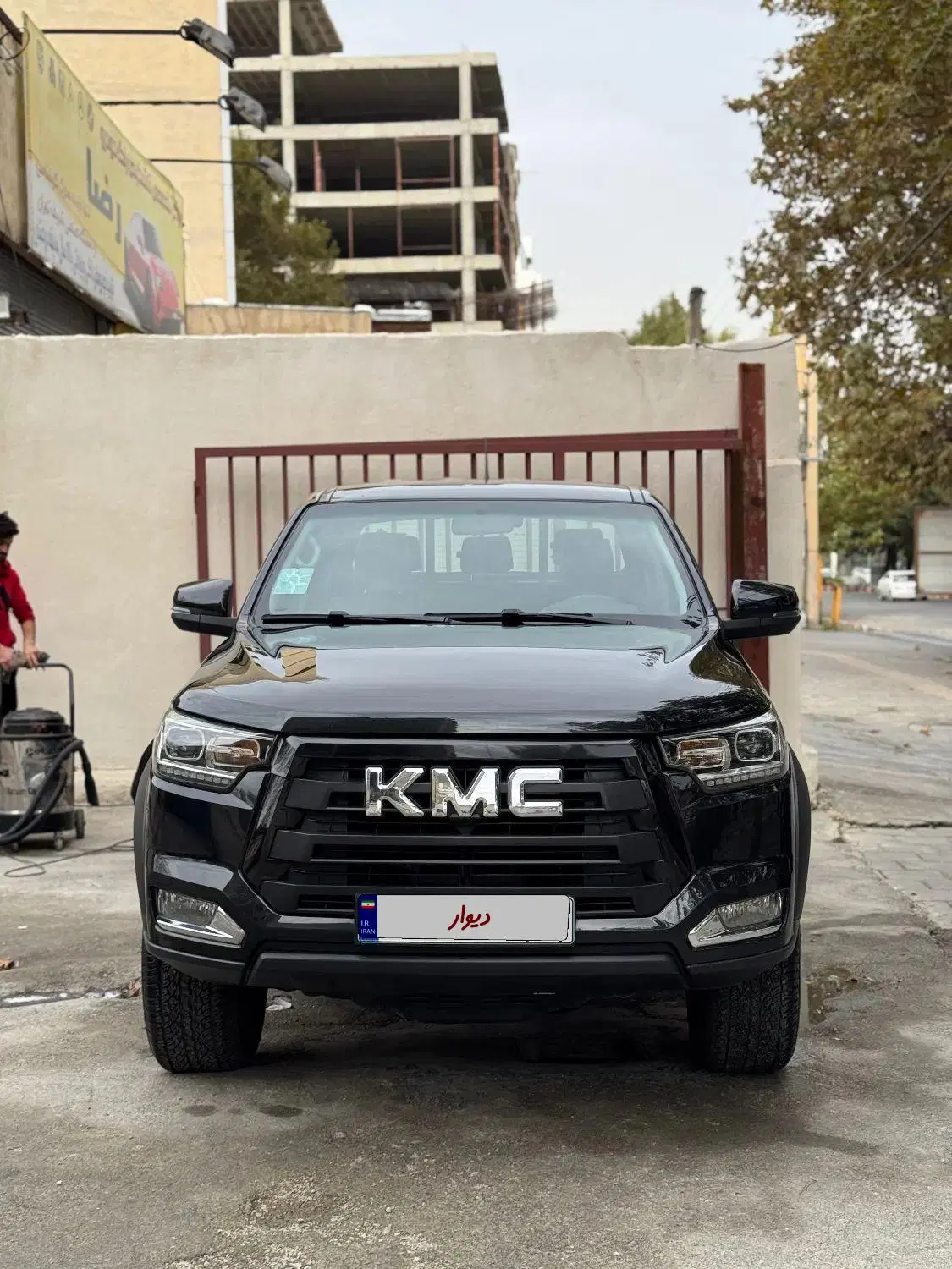 خودرو کی ام سی، T8 آگهی ann_25389528
