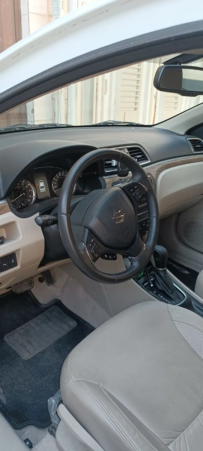 خودرو سوزوکی، سیاز آگهی ann_25429872