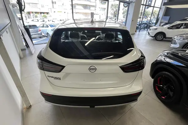 خودرو نیسان، قشقایی آگهی ann_25444268